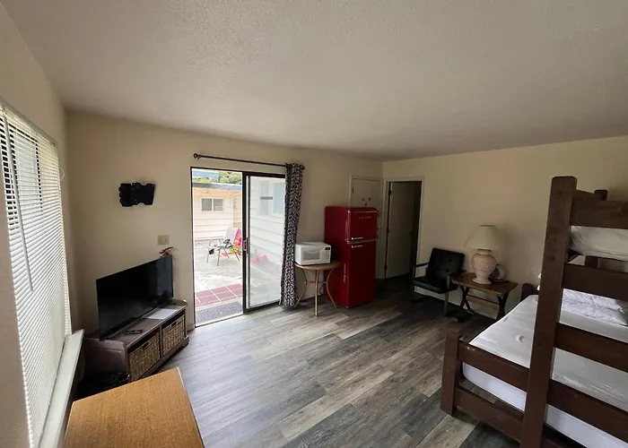 Redwood Meadows Rv Resort
