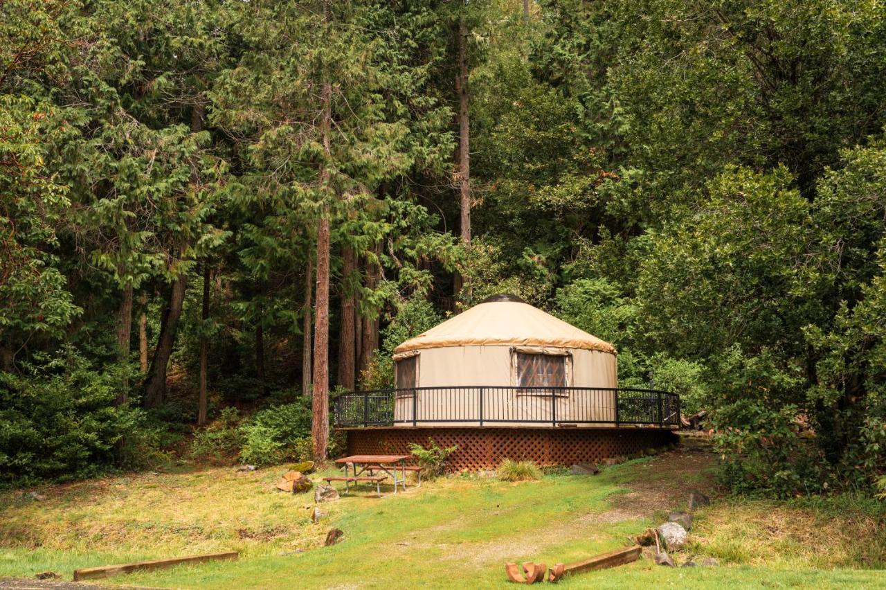 Redwood Meadows Rv 2*