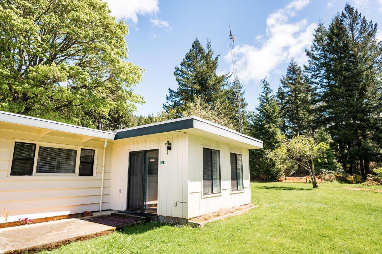 Campsite Redwood Meadows Rv